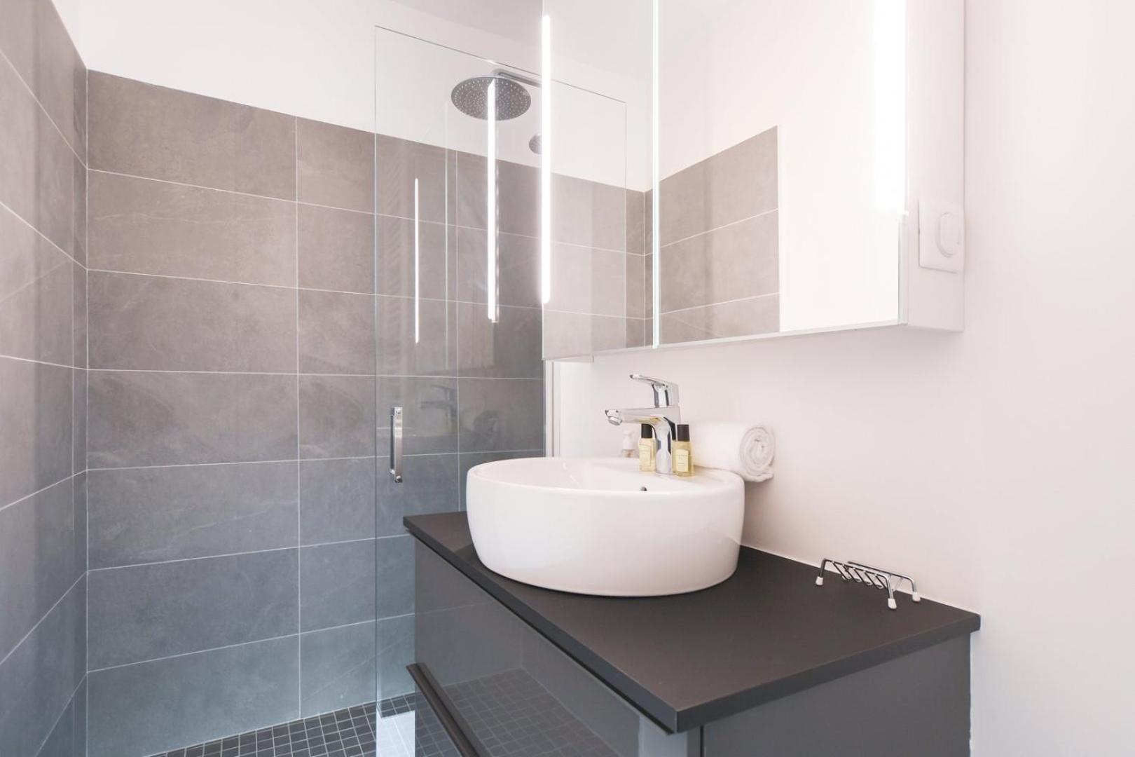 Appartamento Guestready - De Luxe Proche De La Tour Eiffel